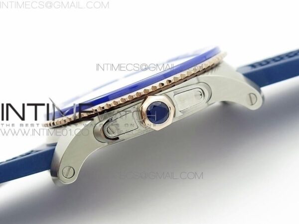 Calibre De Cartier Diver SS/RG Blue JJF on Blue Rubber Strap – Bild 4