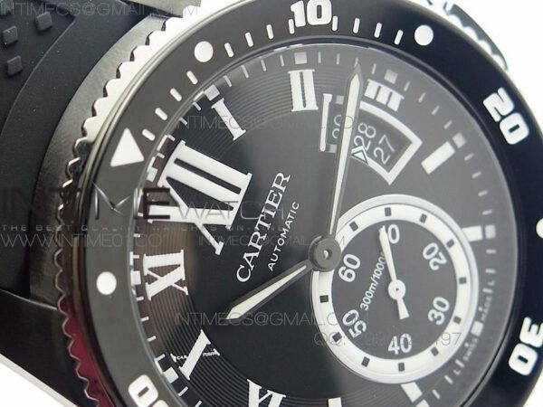 Calibre de Cartier W7100056 DLC JJF Black Dial on Black Rubber Strap 23J – Bild 5