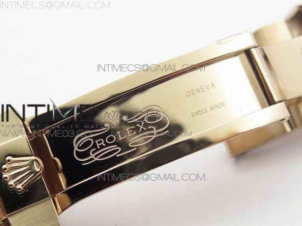 GMT-MASTER II 126715 – Bild 12