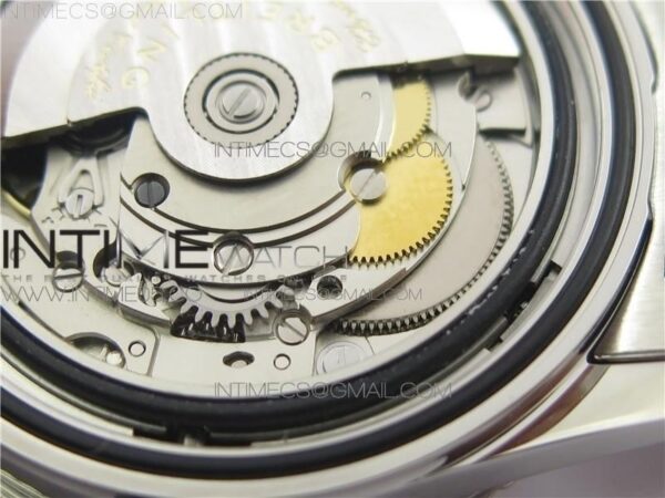 NAVITIMER 1 KOR 38MM SS – Bild 20