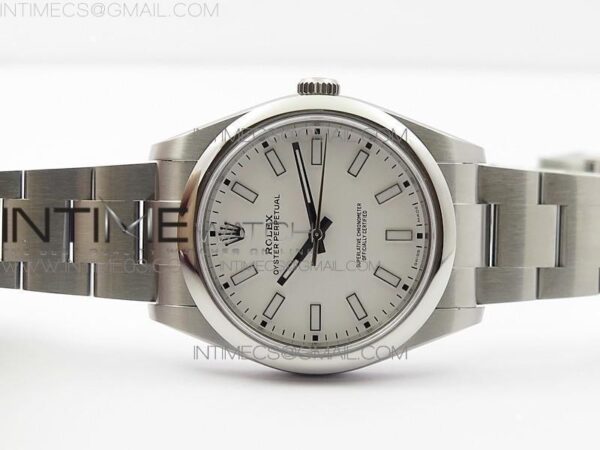 OYSTER PERPETUAL 39MM 114300 B – Bild 24