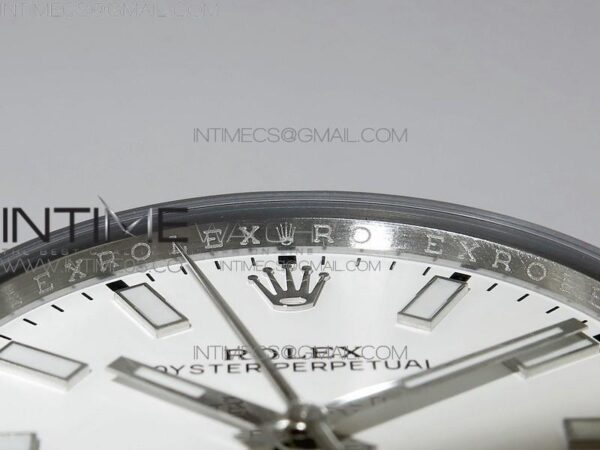 OYSTER PERPETUAL 39MM 114300 B – Bild 7