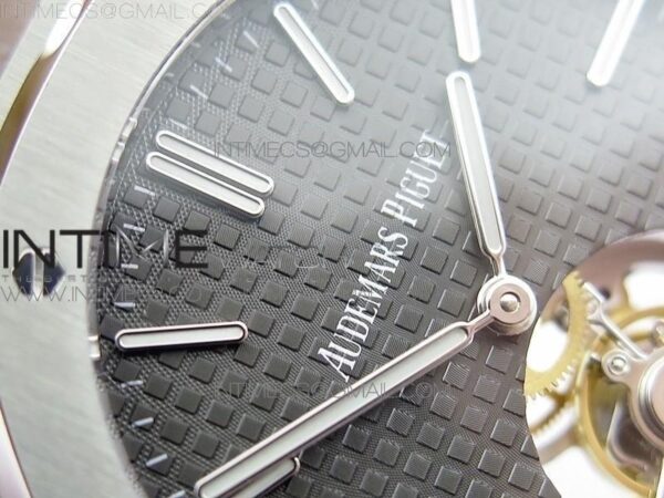 ROYAL OAK TOURBILLON EXTRA-THIN – Bild 4