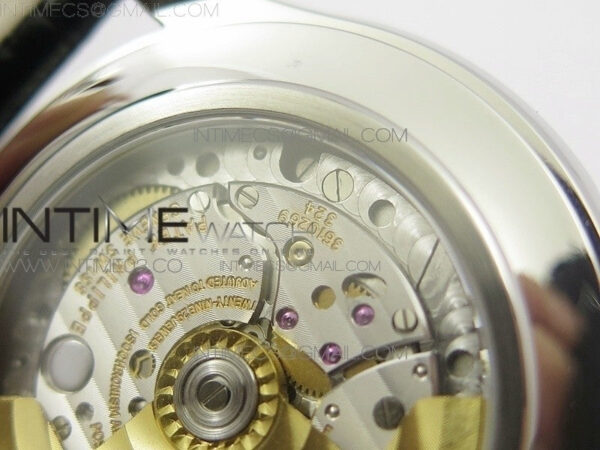 COMPLICATIONS SERIES Moonphase SS KMF White Dial on Black Leather Strap Cal.324 – Bild 14