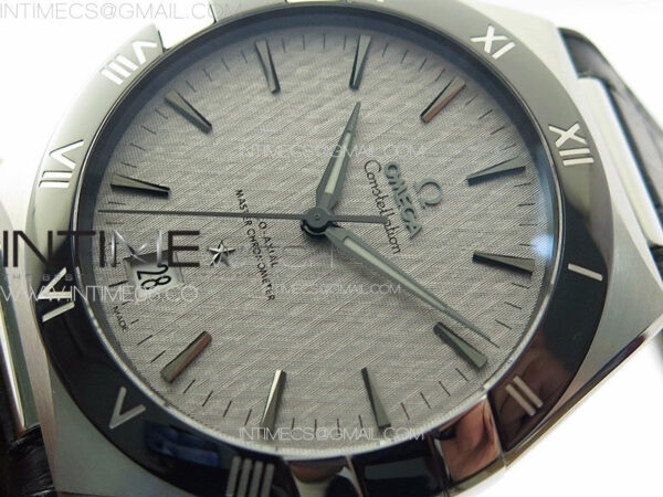 Constellation 41mm SS/Black Ceramic Bezel VSF 1:1 Best Edition Silver Dial on Black Gummy Strap A8900 – Bild 4