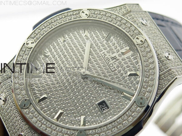 Classic Fusion 42mm SS Paved Diamonds Case And Bezel B50F Paved Diamonds Dial On Blue Gummy Strap A2892 – Bild 4