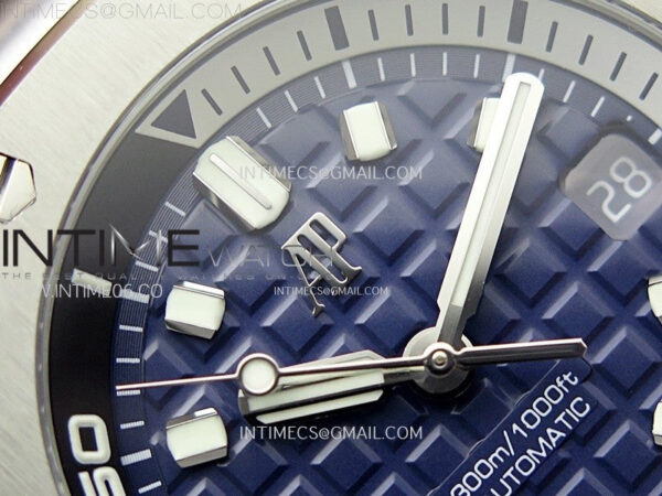 Copy of Royal Oak Offshore Diver 15720 Ceramic Bezel APSF 1:1 Best Edition Black Dial on Black Rubber Strap SA4308 – Bild 9
