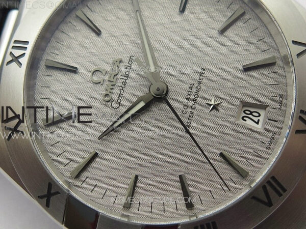 Constellation 39mm SS VSF 1:1 Best Edition Silvevr Textured Dial on Black Leather Strap A8800 – Bild 6