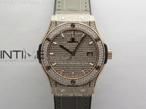 Classic Fusion 42mm RG Paved Diamonds Case And Bezel B50F Paved Diamonds Dial On Gray Gummy Strap A2892