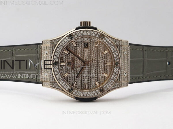 Classic Fusion 42mm RG Paved Diamonds Case And Bezel B50F Paved Diamonds Dial On Gray Gummy Strap A2892 – Bild 3