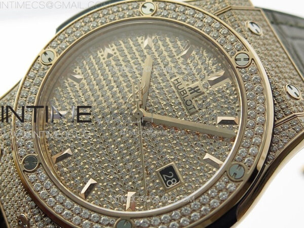 Classic Fusion 42mm RG Paved Diamonds Case And Bezel B50F Paved Diamonds Dial On Gray Gummy Strap A2892 – Bild 4
