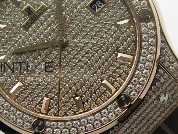 Classic Fusion 42mm RG Paved Diamonds Case And Bezel B50F Paved Diamonds Dial On Gray Gummy Strap A2892 – Bild 5