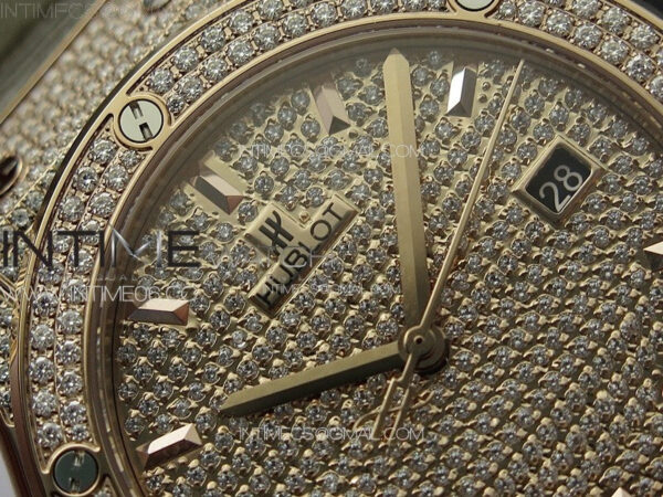 Classic Fusion 42mm RG Paved Diamonds Case And Bezel B50F Paved Diamonds Dial On Gray Gummy Strap A2892 – Bild 7