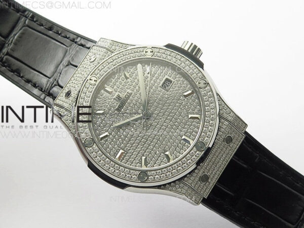 Classic Fusion 42mm SS Paved Diamonds Case And Bezel B50F Paved Diamonds Dial On Black Gummy Strap A2892 – Bild 2