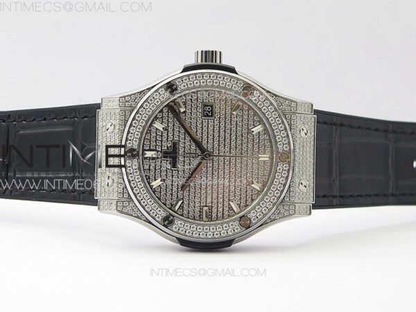 Classic Fusion 42mm SS Paved Diamonds Case And Bezel B50F Paved Diamonds Dial On Black Gummy Strap A2892 – Bild 3