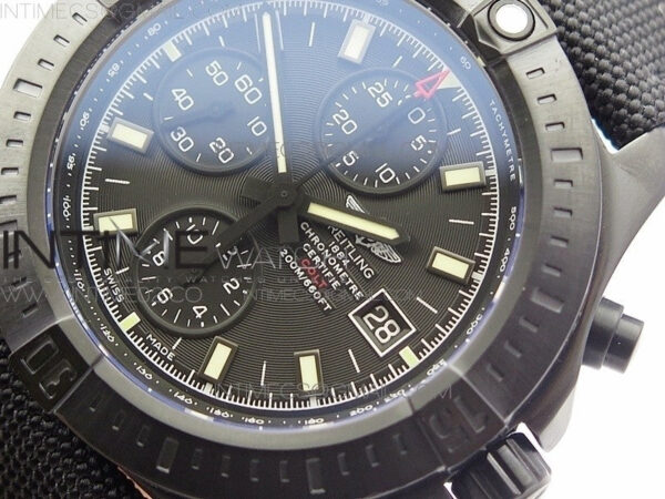 Challenger Chronograph DLC Black Dial on Rubber Strap A7750 – Bild 4