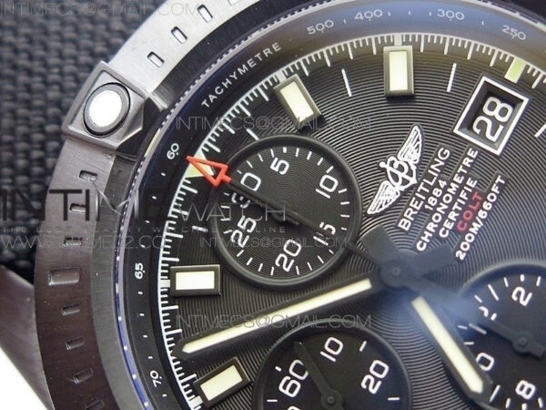 Challenger Chronograph DLC Black Dial on Rubber Strap A7750 – Bild 6