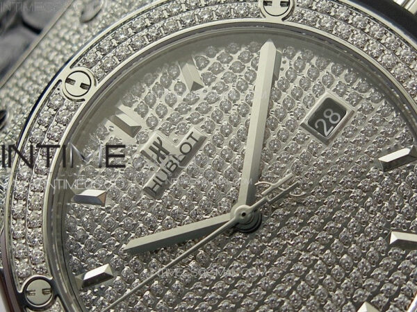 Classic Fusion 42mm SS Paved Diamonds Case And Bezel B50F Paved Diamonds Dial On Black Gummy Strap A2892 – Bild 7