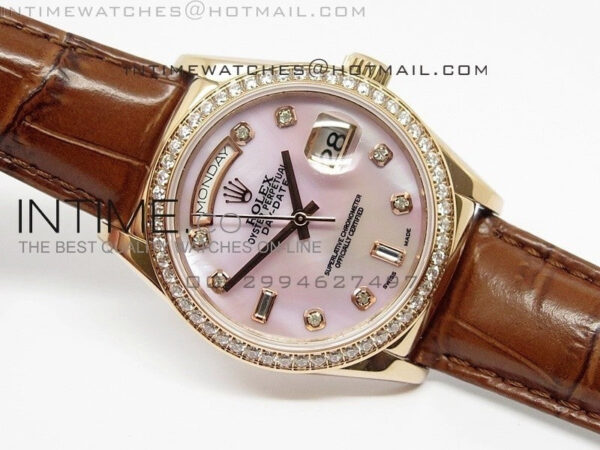 DayDate RG 36mm Pink MOP Dial Diamond Bezel On Leather Strap – Bild 2