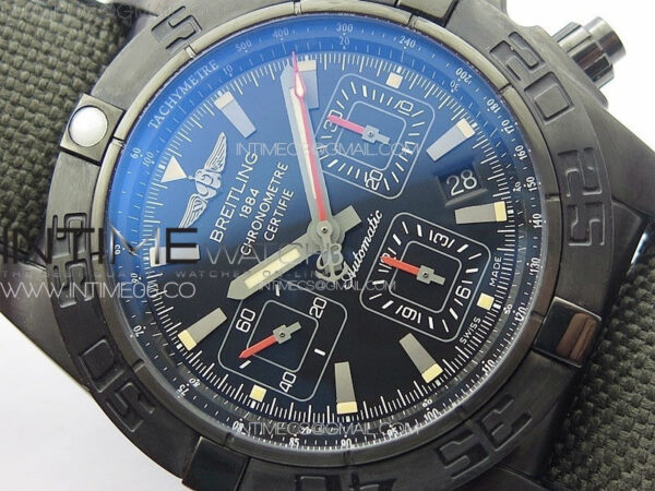 CHRONOMAT 44MM BLACKSTEEL V9F 1:1 SPECIAL EDITION BLACK DIAL ON BLACK RUBBER STRAP – Bild 7
