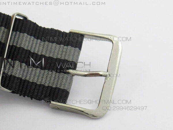 Vintage 1680 Submariner No Date SS White On White Nylon Strap – Bild 8