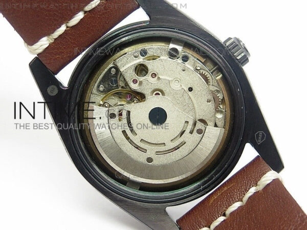Datejust Engraved DLC Case Red dial on Brown Leather Strap – Bild 10