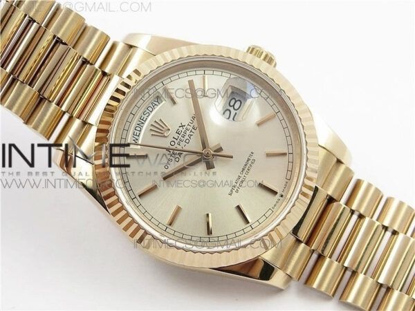 Day-Date 36 128239 RG BP Best Edition Silver Sticks Markers Dial on RG President Bracelet – Bild 20