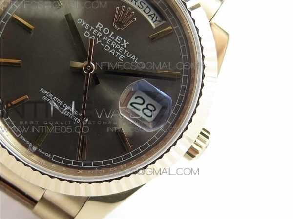 Day-Date 36 128239 RG BP Best Edition Gray Sticks Markers Dial on RG President Bracelet – Bild 21