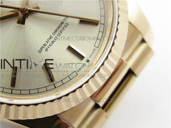 Day-Date 36 128239 RG BP Best Edition Silver Sticks Markers Dial on RG President Bracelet – Bild 23