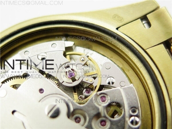 Day-Date 36 128239 YG BP Best Edition Green Crystal Markers Dial on YG President Bracelet – Bild 23