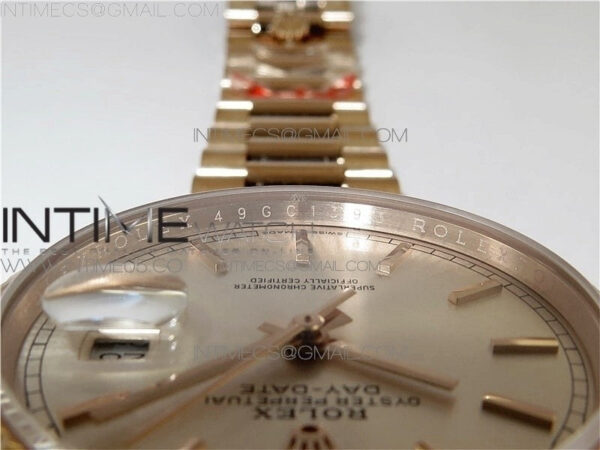 Day-Date 36 128239 RG BP Best Edition Silver Sticks Markers Dial on RG President Bracelet – Bild 29