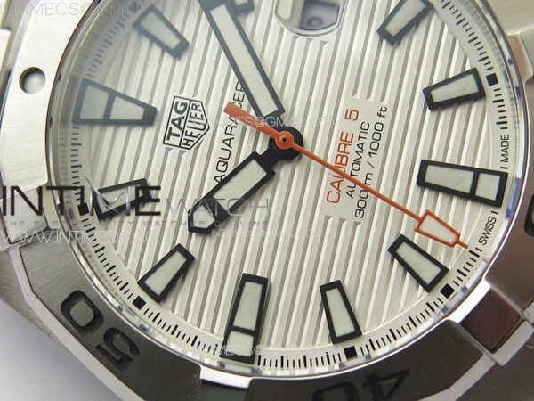 Aquaracer Calibre 5 44mm TARF 1:1 Best Edition White Dial SS Bezel on SS Bracelet SW200 – Bild 6