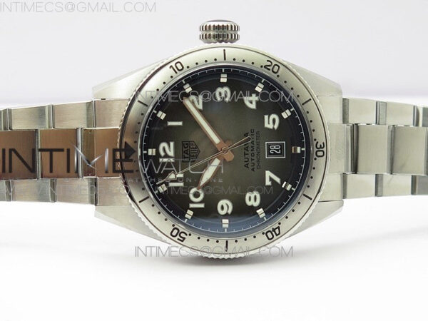 Autavia WBE5116 42mm SS TAR 1:1 Best Edition Gray Dial on SS Bracelet SW200 – Bild 3