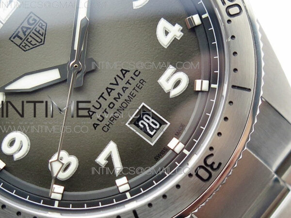 Autavia WBE5116 42mm SS TAR 1:1 Best Edition Gray Dial on SS Bracelet SW200 – Bild 5
