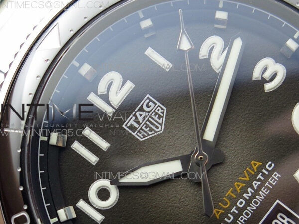 Autavia WBE5116 42mm SS TAR 1:1 Best Edition Black Ceramic bezel Gray Dial on SS Bracelet SW200 – Bild 7