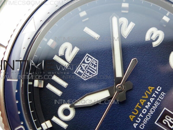 Autavia WBE5116 42mm SS TAR 1:1 Best Edition Blue Ceramic bezel Blue Dial on SS Bracelet SW200 – Bild 8