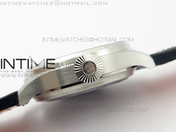 Big Pilot IW500912 ZF 1:1 Best Edition on Black Leather Strap A521111 – Bild 8