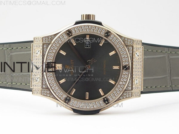 Classic Fusion 42mm RG Paved Diamonds Case/Bezel B50F Gray Dial On Gray Gummy Strap A2892 – Bild 3