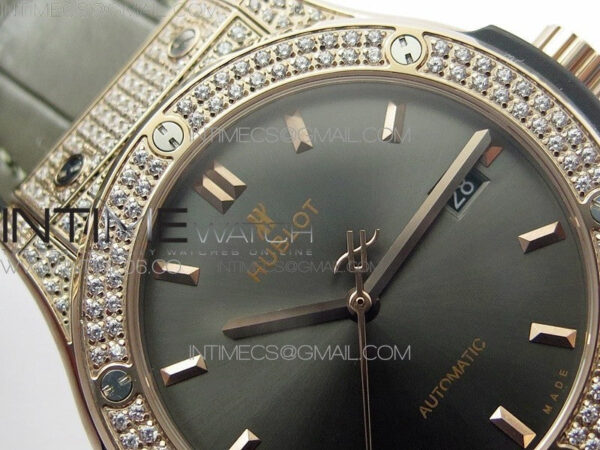 Classic Fusion 42mm RG Paved Diamonds Case/Bezel B50F Gray Dial On Gray Gummy Strap A2892 – Bild 8