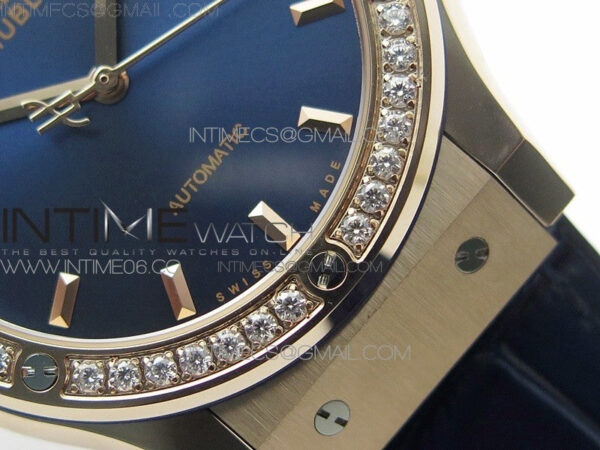 Classic Fusion 42mm RG Paved Diamonds Bezel B50F Blue Dial On Blue Gummy Strap A2892 – Bild 6