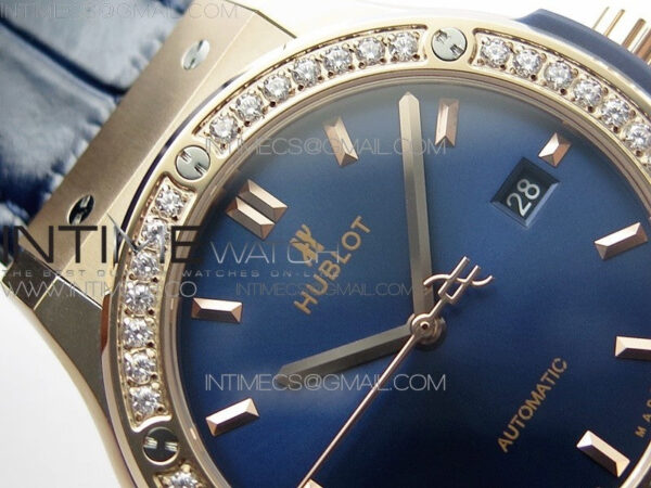 Classic Fusion 42mm RG Paved Diamonds Bezel B50F Blue Dial On Blue Gummy Strap A2892 – Bild 8