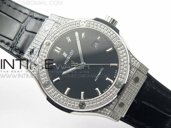 Classic Fusion 42mm SS Paved Diamonds Case/Bezel B50F Black Dial On Black Gummy Strap A2892 – Bild 2