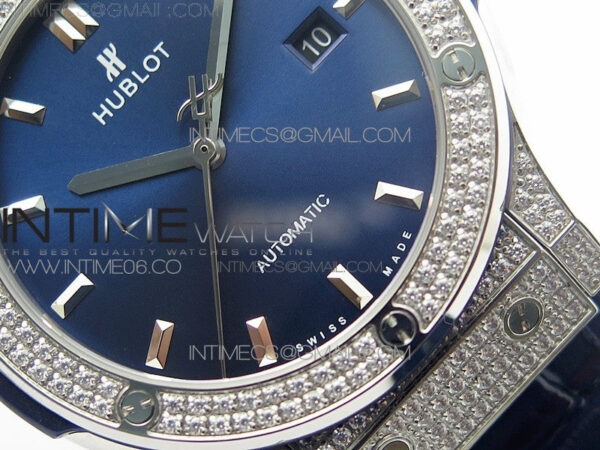 Classic Fusion 42mm SS Paved Diamonds Case/Bezel B50F Blue Dial On Blue Gummy Strap A2892 – Bild 5