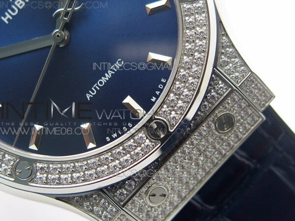 Classic Fusion 42mm SS Paved Diamonds Case/Bezel B50F Blue Dial On Blue Gummy Strap A2892 – Bild 6