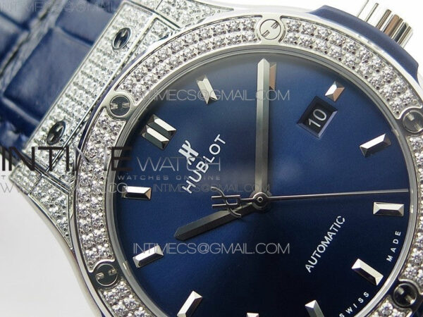 Classic Fusion 42mm SS Paved Diamonds Case/Bezel B50F Blue Dial On Blue Gummy Strap A2892 – Bild 8