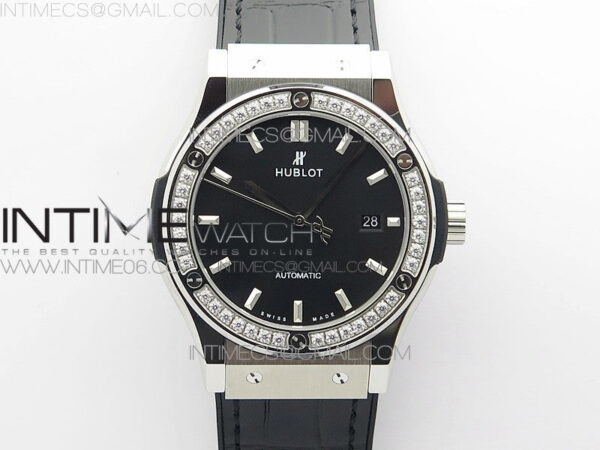 Classic Fusion 42mm SS Paved Diamonds Bezel B50F Black Dial On Black Gummy Strap A2892