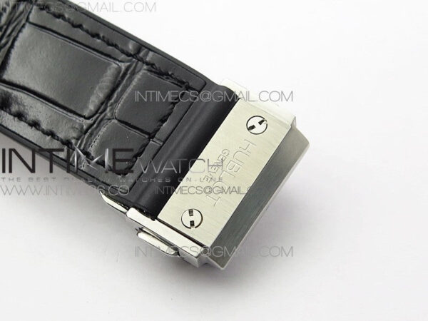 Classic Fusion 42mm SS Paved Diamonds Bezel B50F Black Dial On Black Gummy Strap A2892 – Bild 12