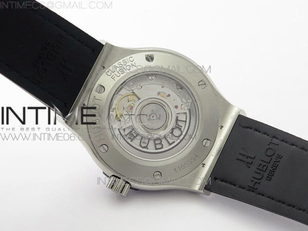 Classic Fusion 42mm SS Paved Diamonds Bezel B50F Black Dial On Black Gummy Strap A2892 – Bild 18
