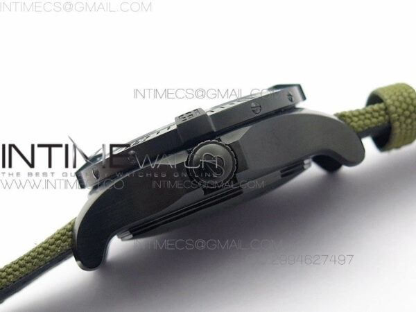 Avenger II Seawolf PVD Black CF Dial on Green Nylon Strap A2836 – Bild 6