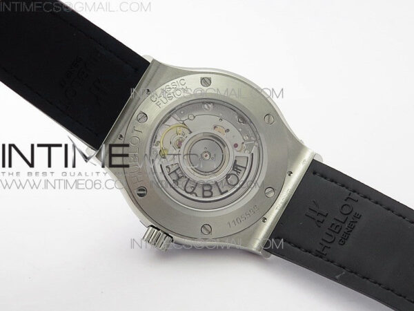 Classic Fusion 42mm SS Paved Diamonds Bezel B50F Blue Dial On Blue Gummy Strap A2892 – Bild 17